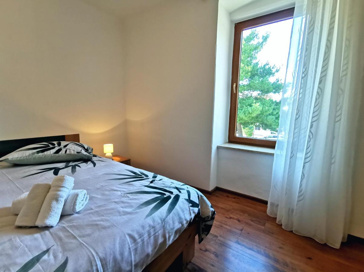 Ferienwohnung Parun Pula Exterior foto